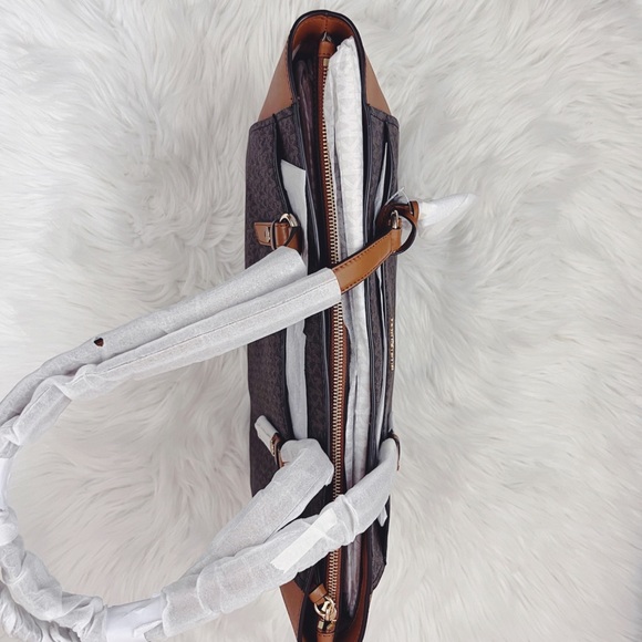 Michael Kors Suvillan Bag ✨brand new - Picture 4 of 5